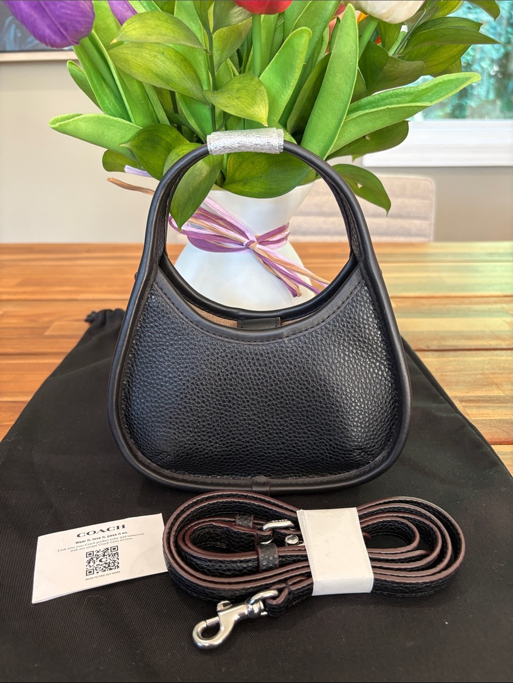 COACH Mini Ergo Bag Hobo in Coachtopia Leather with Strap - Picture 3 of 7
